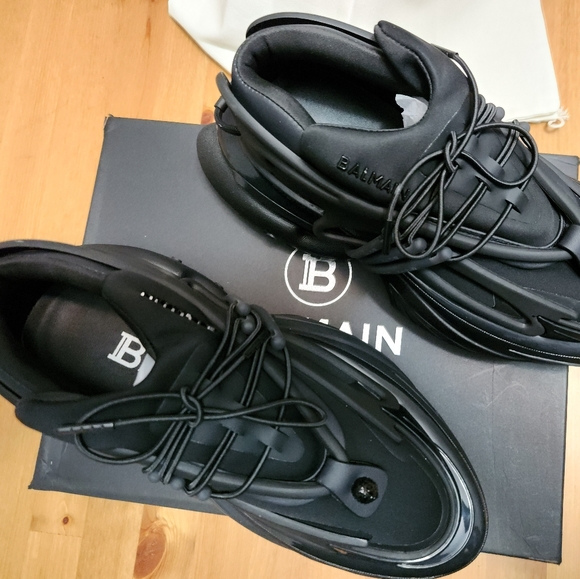 BALMAIN PARIS Unicorn Neoprene And Leather Sneakers ! COLOR : BLACK - Picture 2 of 11